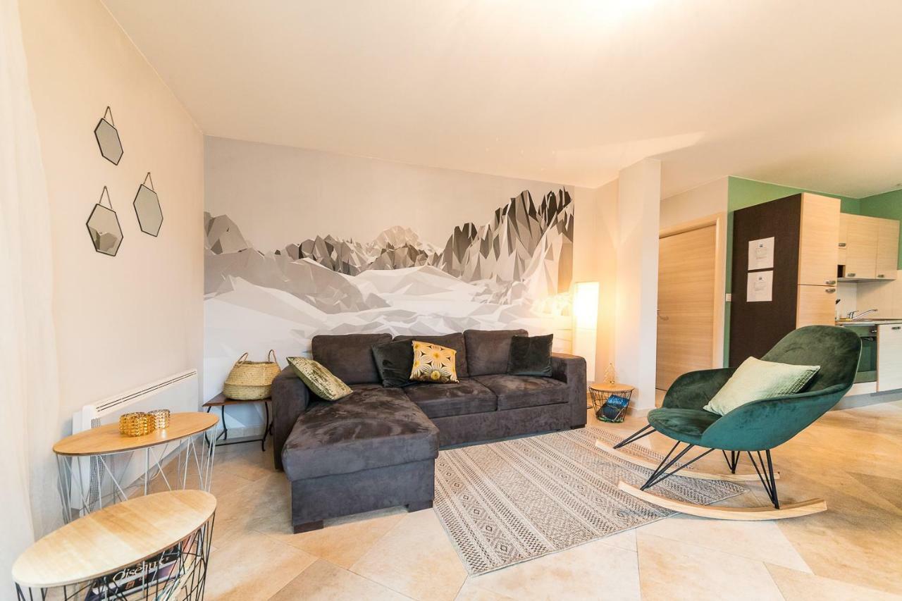 Annecy-Pavillon Apartment ดูแอ็งต์ ภายนอก รูปภาพ