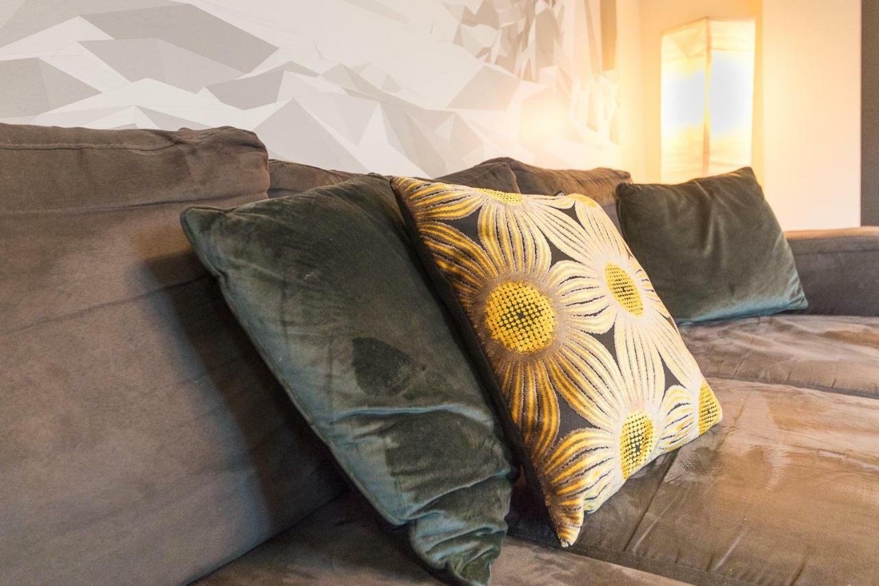 Annecy-Pavillon Apartment ดูแอ็งต์ ภายนอก รูปภาพ